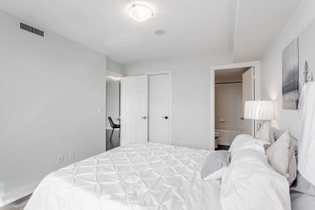 For Lease - 125 Village Green Square Unit# 1304, Toronto, Ontario - Photo 5