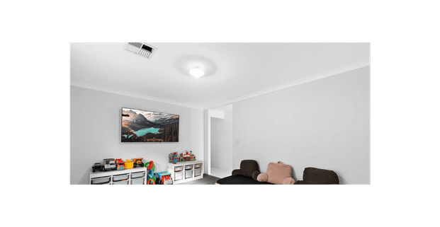 MODERN FAMILY HOME IN CONVENIENT LOCATION - Photo 1