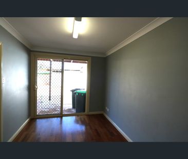 82 Nicholls Street, Broken Hill, NSW 2880 - Photo 2