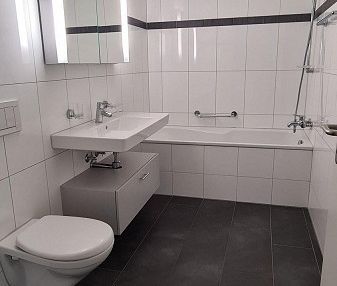 Moderne 3.5 Z-W à 104 m² in Familienfreundlichen Liebefeld Quartier - Photo 4