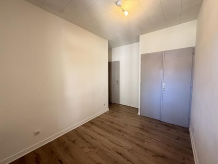 Location Appartement 3 pièces 60m² CHAMBERY 73000 - Photo 3