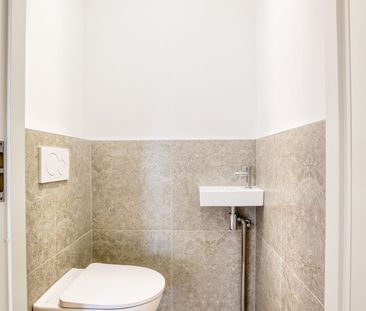 Appartement te huur: Noord West Buitensingel 3-A 2518 PA Den Haag - Photo 1