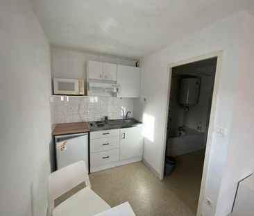 Location Appartement 1 pièce 24m² CLERMONT FERRAND 63000 - Photo 6