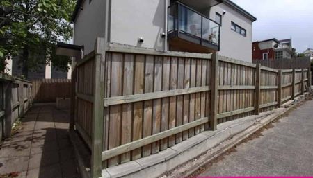 Quiet Executive Studio – Room 4 Available for 2026 - Photo 2