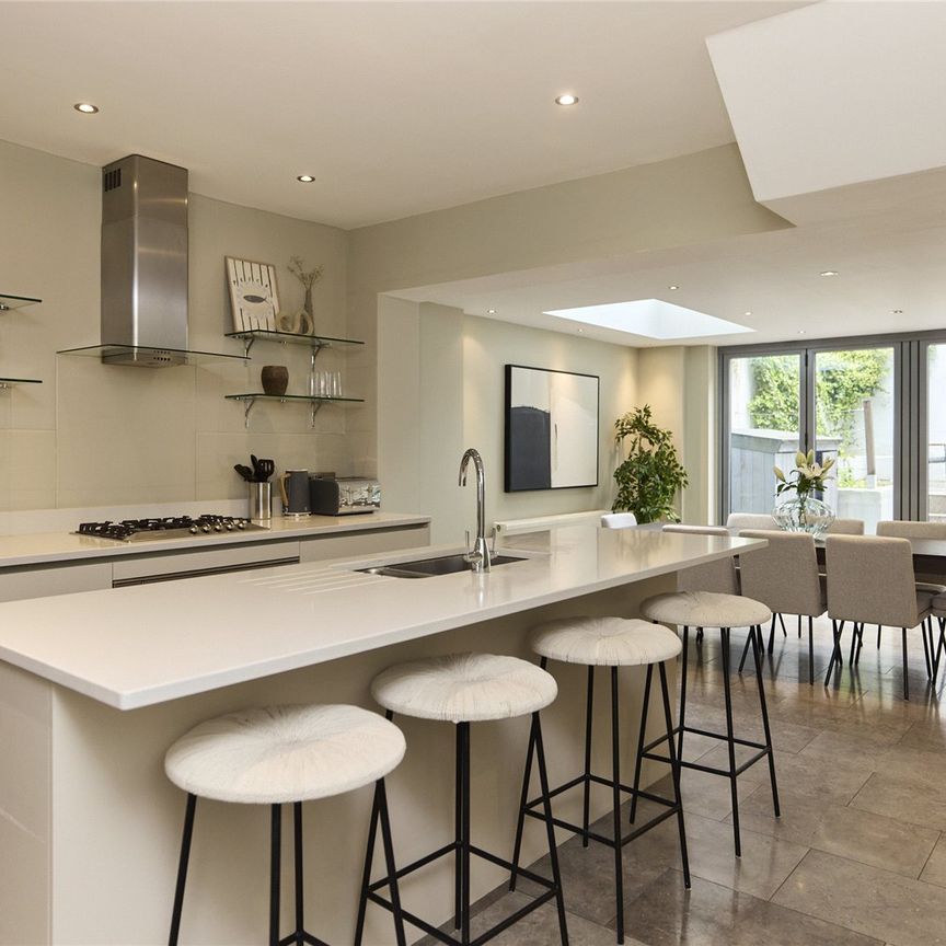 Langton Street, London, SW10 0JL - Photo 1