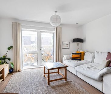 1 bedroom Flat To Let Total Size: 555 SQ FT - Photo 3