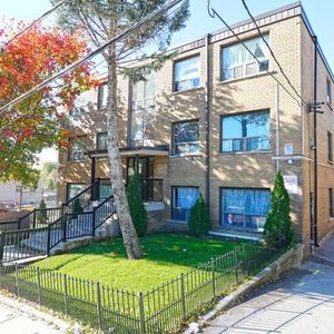 202 - 500 Gilbert Ave : Vacant & Available Immediately! - Photo 2