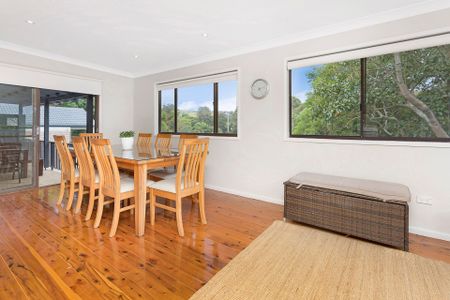 Spacious Family Home in Kiama - Photo 3