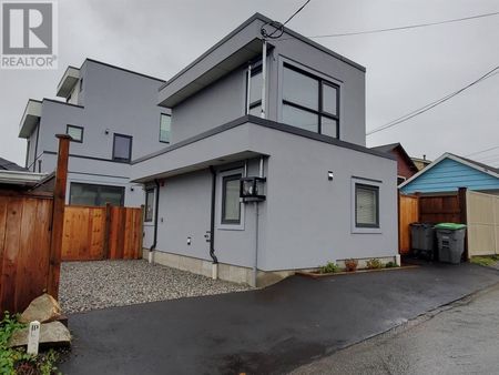 Laneway House 5167 INVERNESS STREET, Vancouver, British Columbia - Photo 4