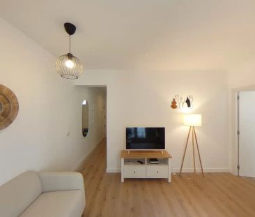 Piso de alquiler en Calle de Luis Villa, Goya - Photo 2