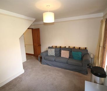 3 bedroom terraced house to rent - Photo 2
