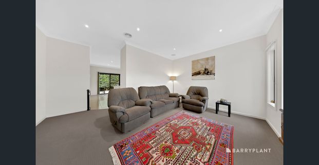 thoughtfully designed townhouse - Photo 1