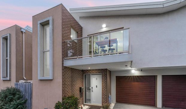 Contemporary Beachside Living - Photo 1