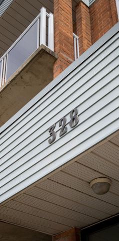 4 1/2 Central - Photo 1