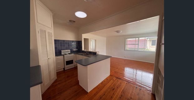 Spacious Family Home in Prime Morisset Location - Photo 1