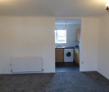 2 bedroom property to rent - Photo 6