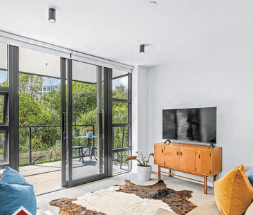 Apartment living in Kingsland - Photo 5