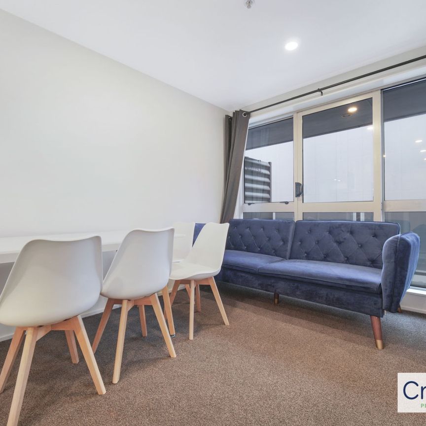 HAVARD – Fully renovated with New Carpet, Paint, Appliances and Furniture. - Photo 1