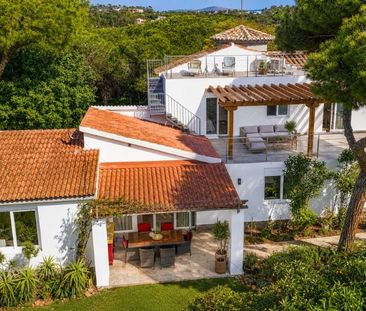4 Bedroom Villa For Rent in Marbella, Málaga - Photo 3