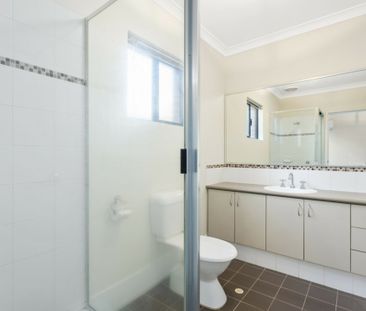 Low Maintenance Family Home - Photo 6