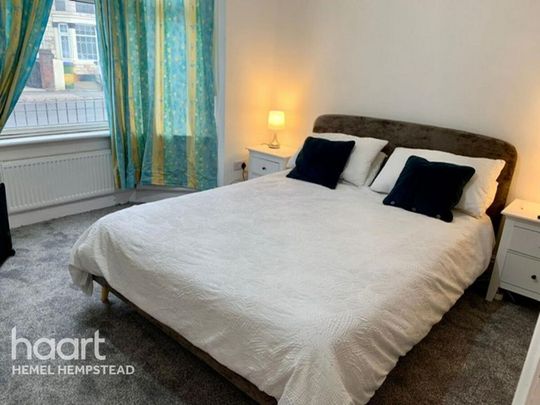 1 bedroom in a house share to rent - Photo 1