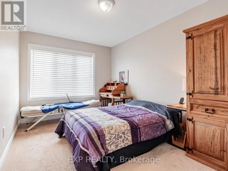 2 ANGELA STREET - Photo 5