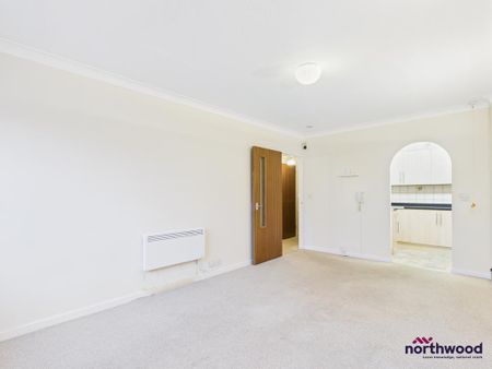 1 bedroom flat to rent - Photo 2