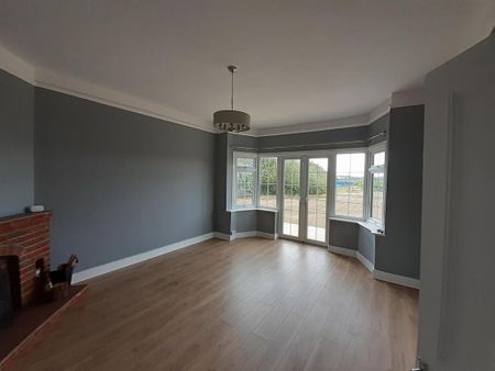 5 bedroom farm house to rent - Photo 2