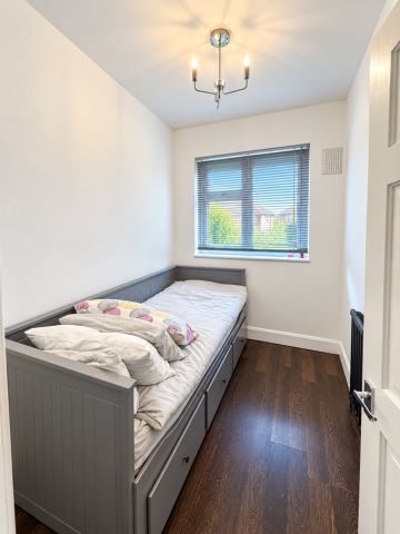 2 Bed Flat, Sydney Road, N10 - Photo 2