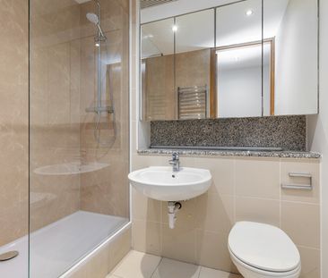 Longford House, Spencer Dock, Dublin 1, D01 F9V9 - Photo 5