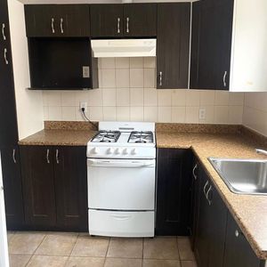 2 CH - 1 SDB - Montréal - $1,589 /mo - Photo 2