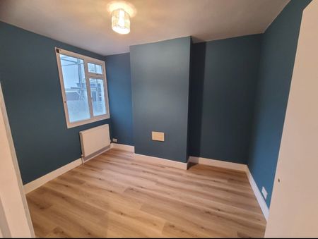 1 Bed Flat, Alpine Road, BN3 - Photo 4