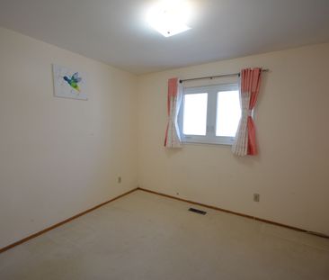 For Lease - 1463 Glen Rutley Circle, Mississauga, Ontario - Photo 4