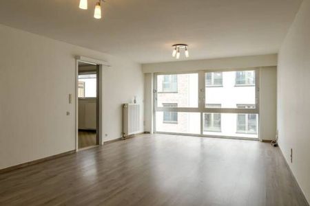 Instapklaar appartement met 2 slaapkamers, garage en berging te huur - Foto 2