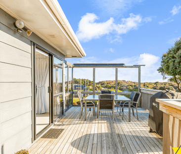 276 Bethells Road, Bethells Beach - Photo 3