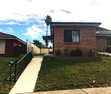 Modern & Private Two-Bedroom Granny Flat in Sought-After Location - Photo 4