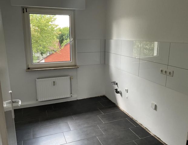 Nur noch einziehen...3-Zimmer-Wohnung in Lünen Brambauer ab Mitte Dezember beziehbar. - Foto 1