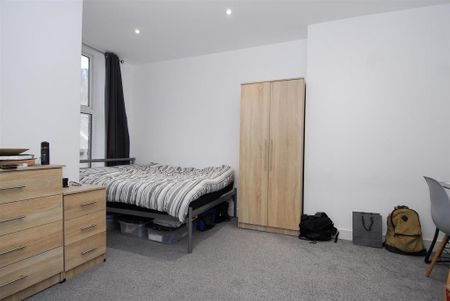 4 bedroom house to rent - Photo 5