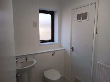 Gordon Court, Cambs, Wisbech - Photo 4