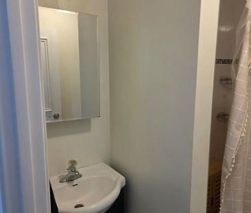 For Lease - 6 Stavebank Road Unit# 2, Mississauga, Ontario - Photo 1