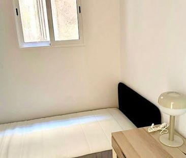 Carrer de Trinxant, Barcelona, Catalonia 08041 - Photo 4