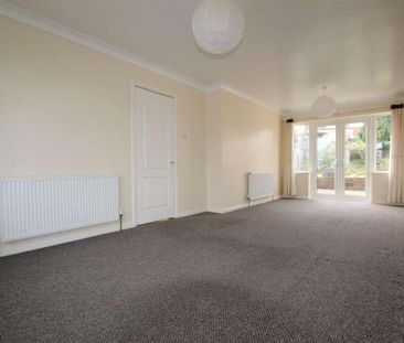 Tunwell Greave, Sheffield, S5 - Photo 2