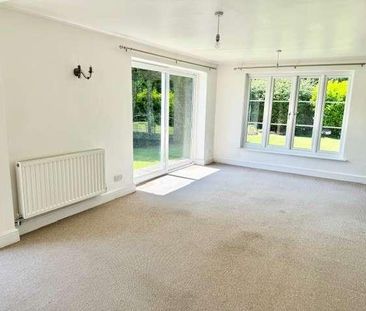 South Lodge, Aldwick Bay, Aldwick, PO21 - Photo 3