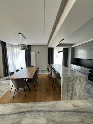 Inchirieri Case / vile Bucuresti - Fotografie 1