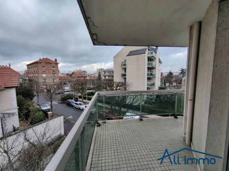 2pièces en étage avec balcon - Photo 3