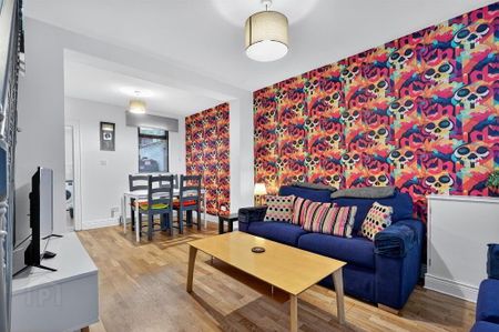 18 Wansbeck Street, Belfast, BT9 5FQ - Photo 2