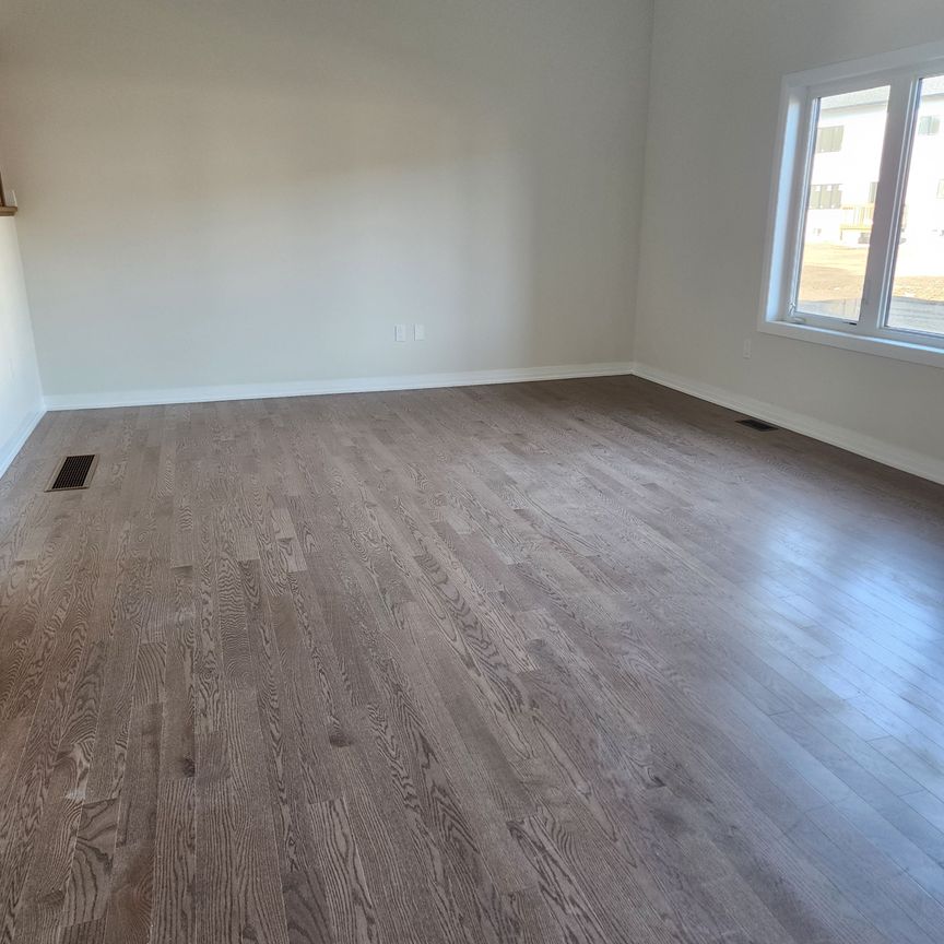 For Lease - 3160 searidge Street, Severn, Ontario - Photo 1