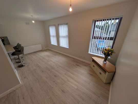Flat 2, 29 New Street, Randalstown, BT41 3AF - Photo 1