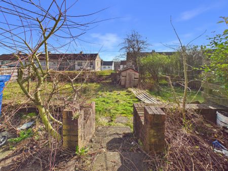 Price £950 pcm - Available Now - Unfurnished - Photo 5