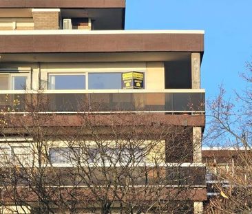 Knap gerenoveerd 2 slpk appartement met garagebox en terras met pra... - Photo 1